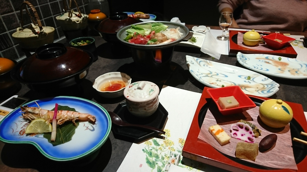 �z�e���E���ق̓��A�艷��